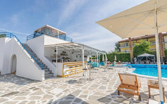 Theo Bungalows Kriopigi