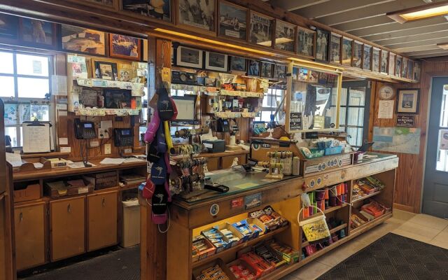 Bud N' Mary's Fishing Marina