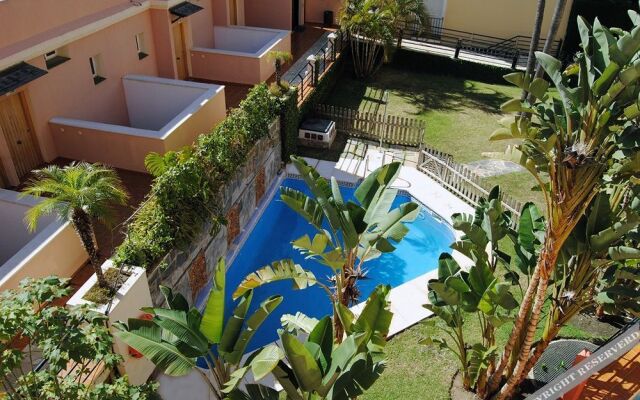 Apartamentos Turísticos Añoreta
