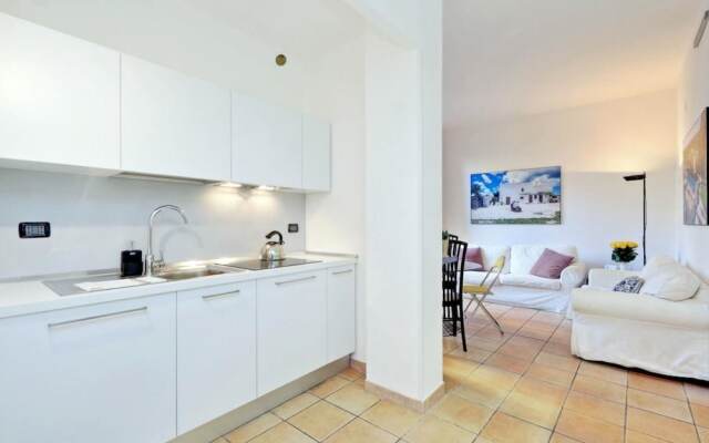 Unique Grand Trevi Fountain Apartment