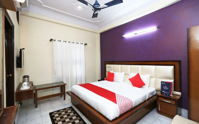 Oyo 16761 Rk Regency