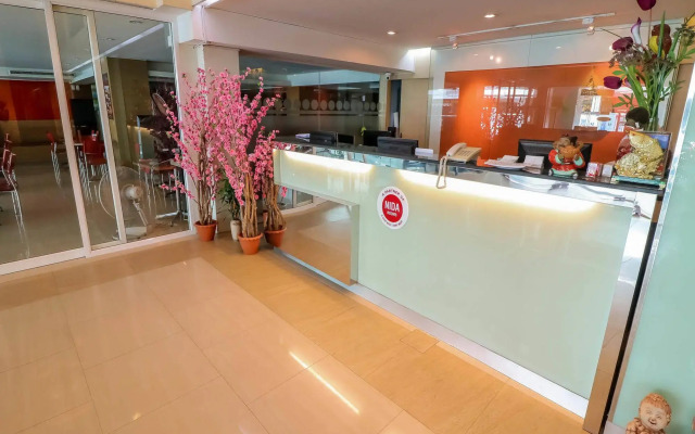 Nida Rooms Makkasan Master Ratchadevi at P2 Boutique Hotel