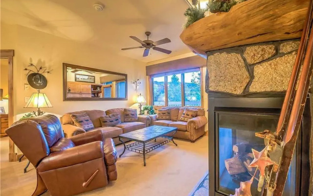 3105 Champagne Lodge,Trappeurs