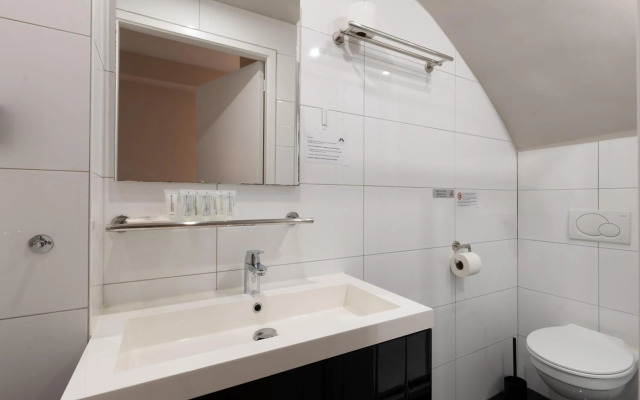 Midtown Hotel Twin Studio