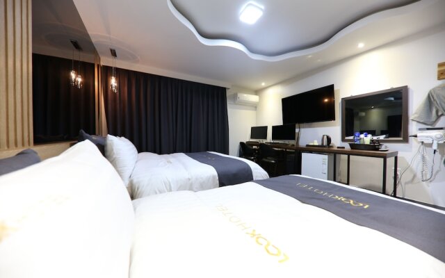 Hotel Look