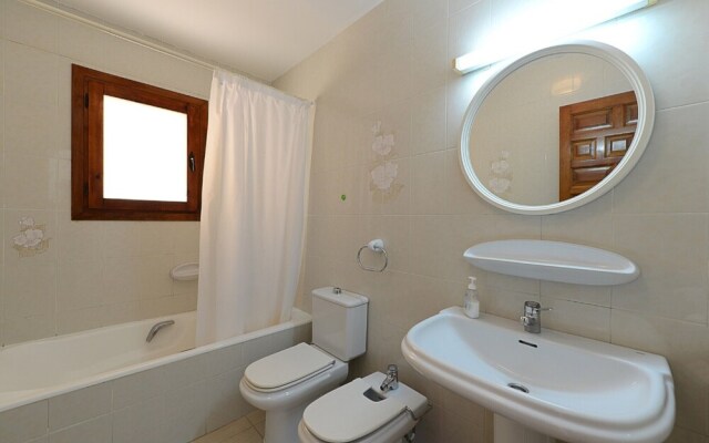 Villa - 2 Bedrooms with Pool, WiFi and Sea views - 105016