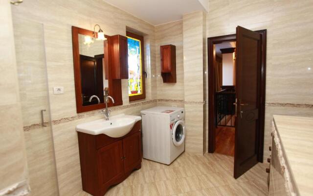 Penthouse Renasterii