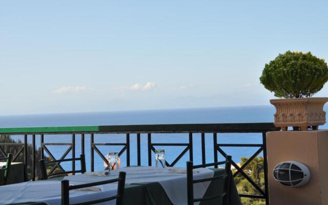 Santa Marina Hotel