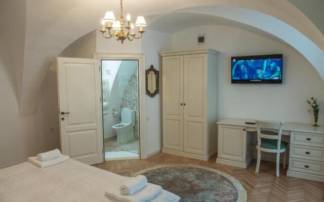 Baroc Apartments & Studio Sibiu