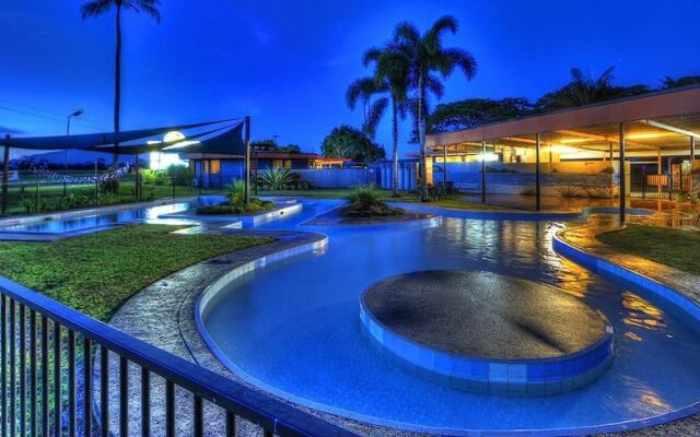 August Moon Caravan Park