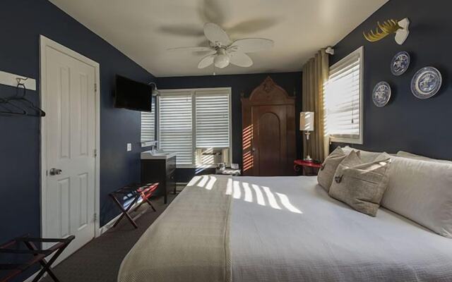 Rehoboth Guest House - Adults only