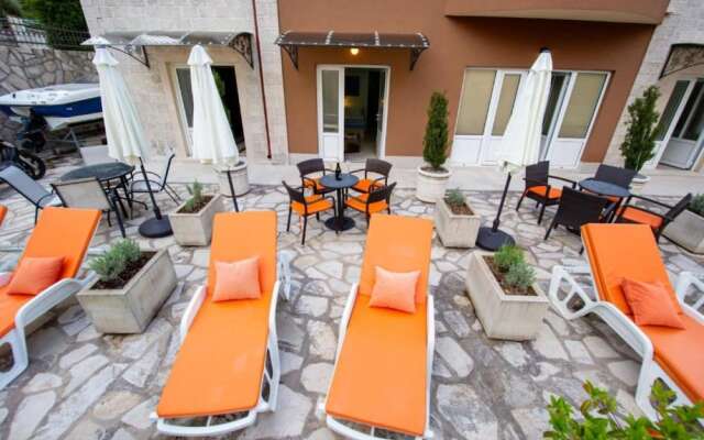 Studio With Shared Pool in Pr anj Montenegro