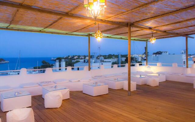 Hotel Baluma Porto Petro