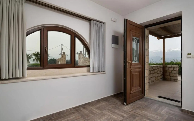 Orelia Cretan Villas & Deluxe Apartments