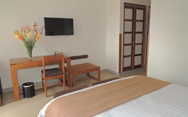 Plumeria Hotel