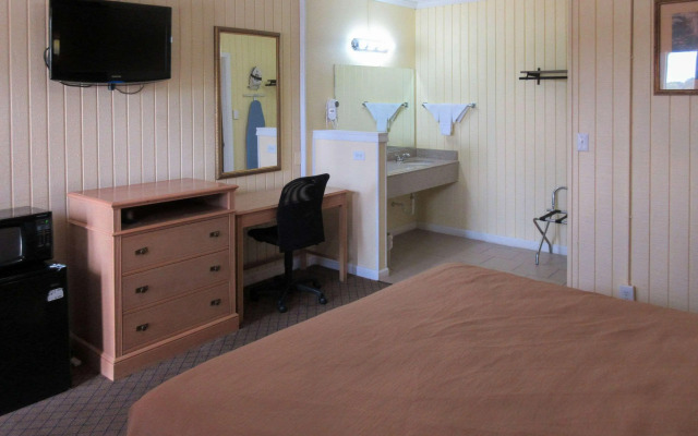 Rodeway Inn Kansas City Downtown Area