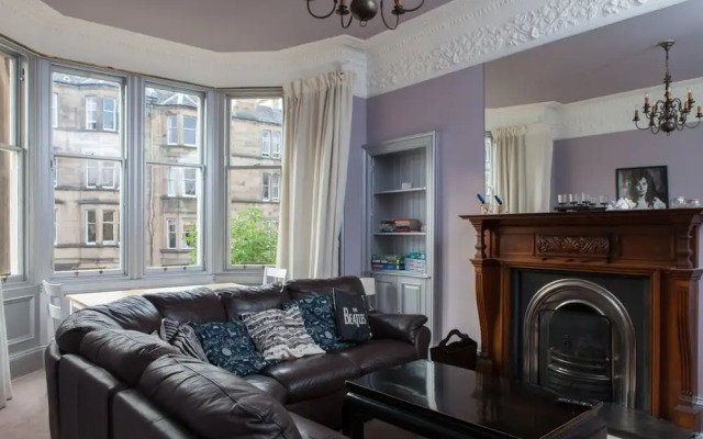 Stylish 3 Bedroom Flat