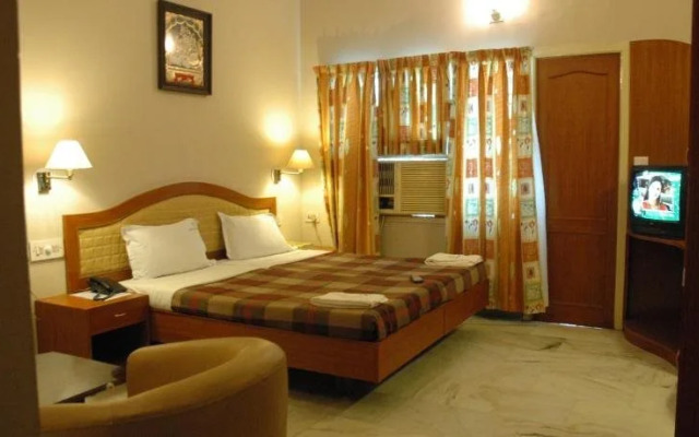 Hotel Saradharam