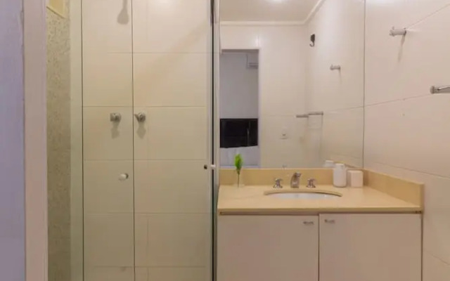 2 Minutes From Copacabana Beach D302