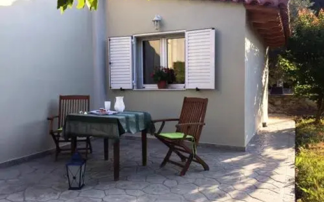 VASO HOME 150m. from the beach.