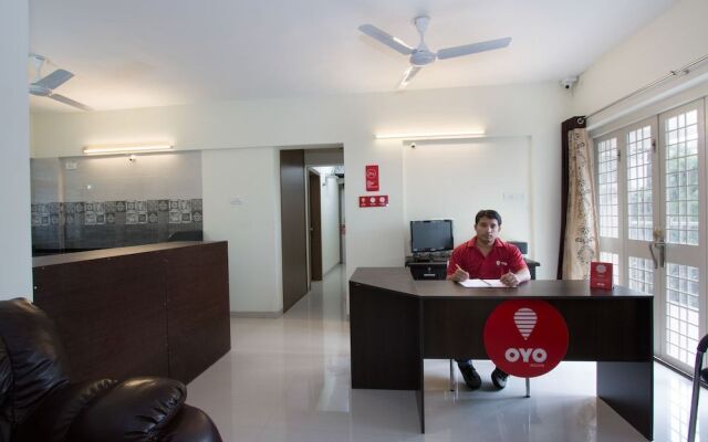 OYO 9052 Leisurely Abode