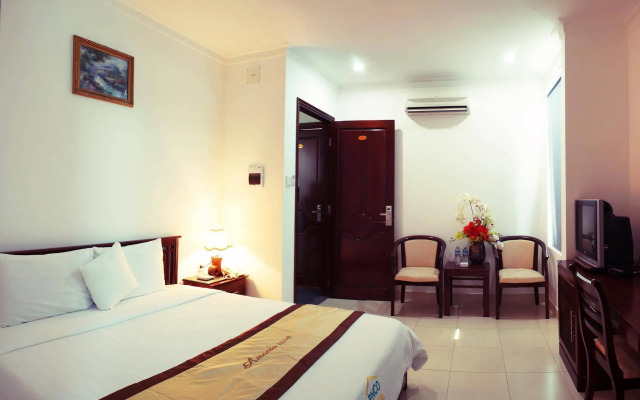 Amanda Hotel