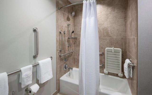 Courtyard by Marriott Dallas Plano/Richardson