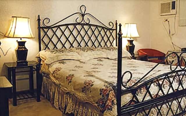 Surfside Inn