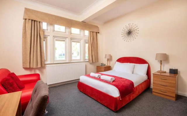 Dorset Arms Hotel