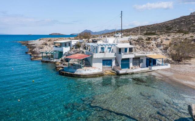 Almera Sea View Boat House