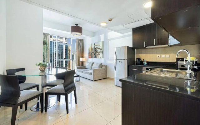 Lagom Vacation Homes One Bedroom Apartment in Laguna Tower Cluster A