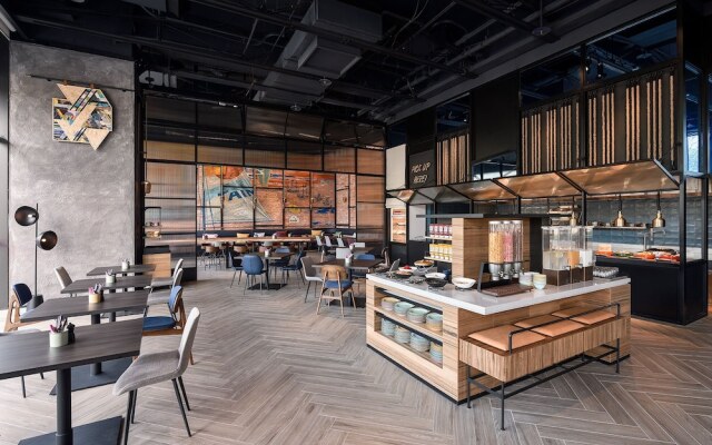 Aloft Tainan Anping