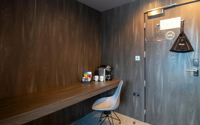 Bloc Hotel London Gatwick Airport