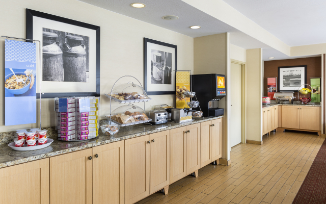 Hampton Inn Suites Minneapolis St Paul Arpt-Mall of America