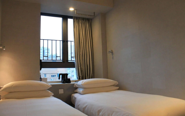 Hotel Ease Mong Kok