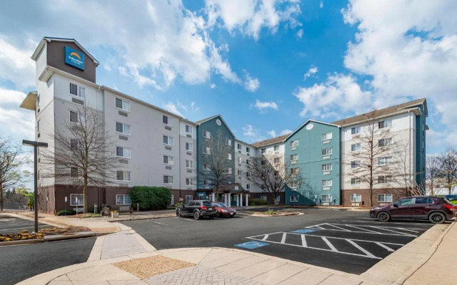 Suburban Studios Sterling - Washington Dulles