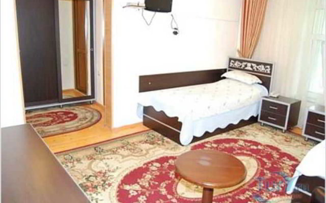 Araz Hotel