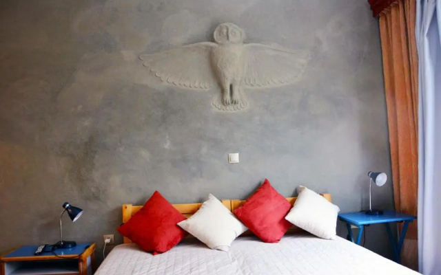 Mia's cozy flat in Ermou, 3 min from "Monastiraki"