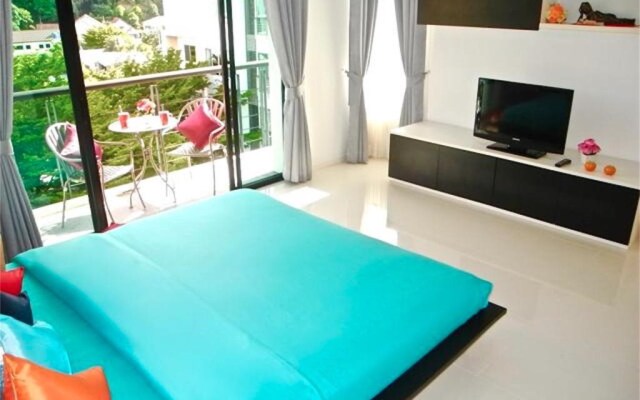 Kamala Regent 3 bedrooms apartment with rooftop pool