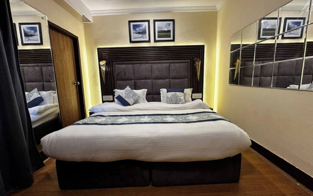 Dilan Residency Villa -5 Bedroom- Centrally Heated