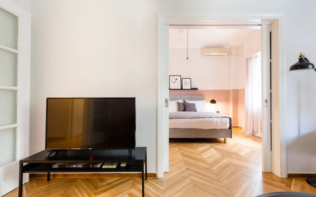 UPSTREET Acropolis Heart Apartments