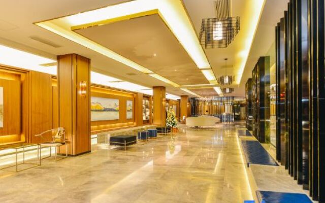 Orange Hotel (Shanghai Hongqiao National International Exhibition Center)