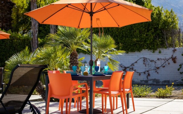 Celebrity Hideaway at Movie Colony East