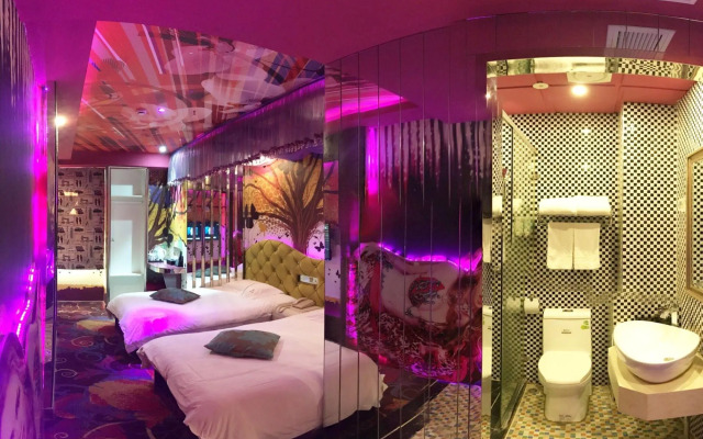 Manzhiya Theme Hotel (Shanghai Wanhangdu Road)