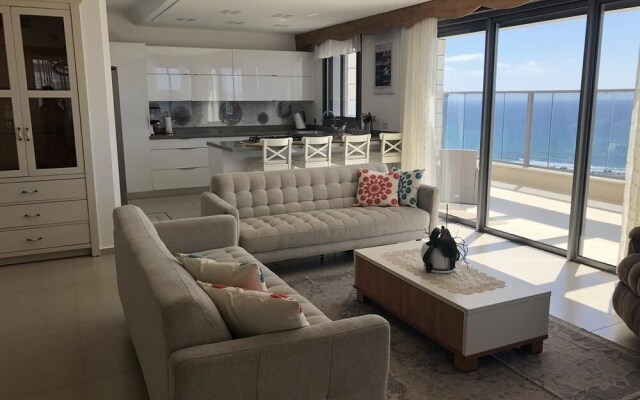 Exquisite Sunset Penthouse