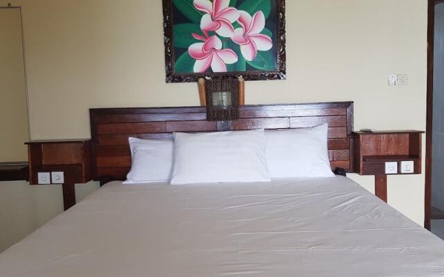 Segara Beach Inn