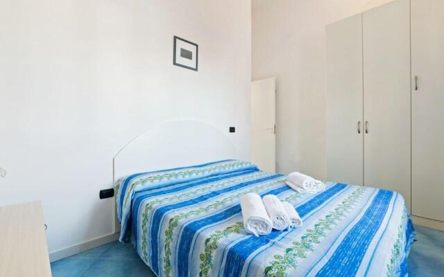 Quaint Apartment in Policastro Bussentino near Sea