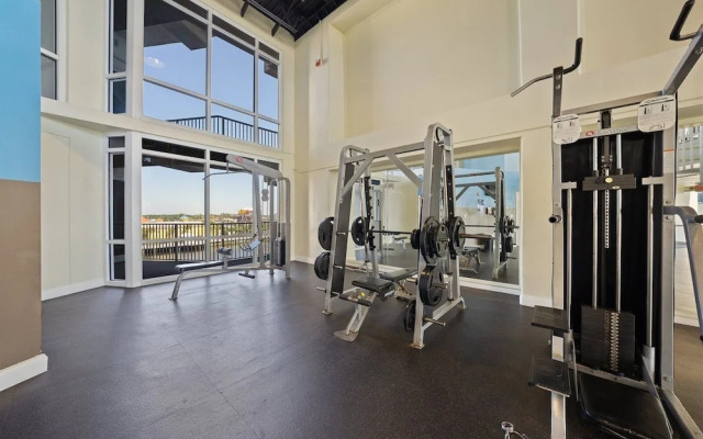 Laketown Wharf 802