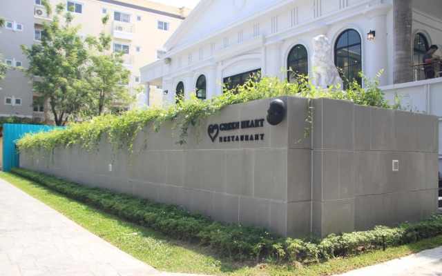 The Green View Hotel