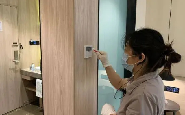 Yating Hotel (Rizhao Station RT Mart Branch)